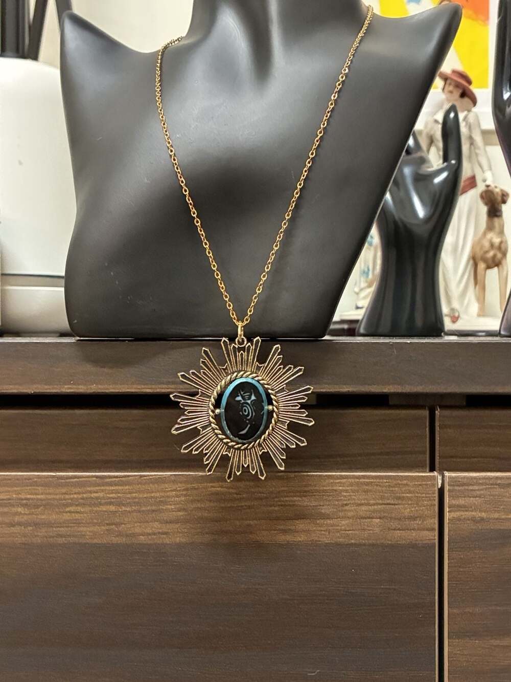 Upcycled Swank Vintage Art Deco Sunburst Pendant Necklace Gold Tone